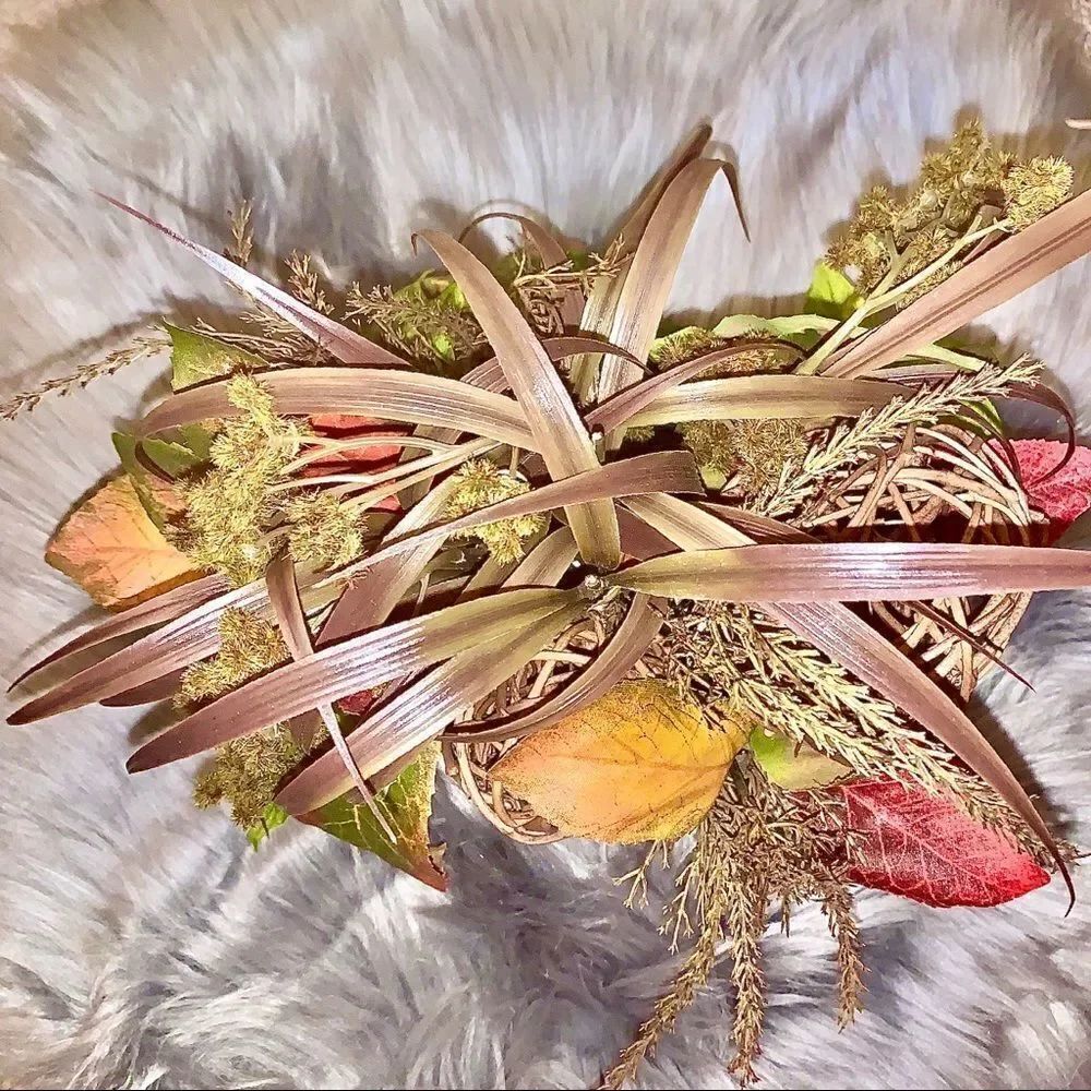 Autumn Tabletop Decor  - Picture 4 of 6